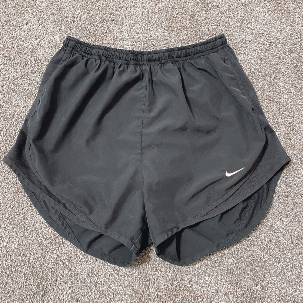 NIKE Shorts Black - Picture 1 of 4